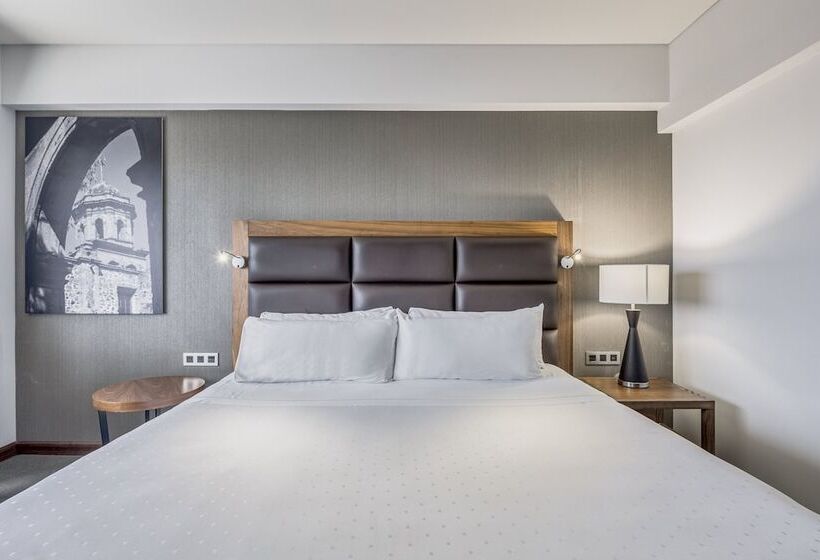 Номер Executive Кровать Кинг, Fiesta Americana Guadalajara