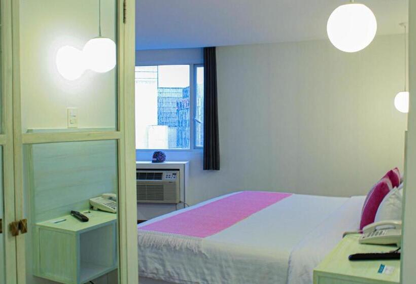 Полулюкс, Fontan Reforma Centro Historico