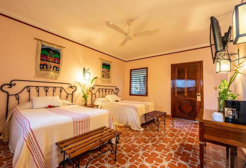 غرفة سوبيريور, Hacienda Uxmal Plantation & Museum