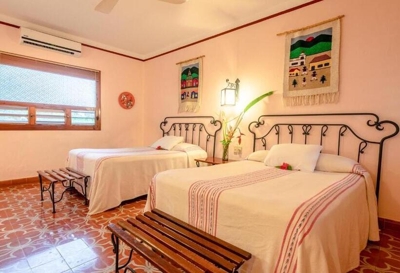 غرفة سوبيريور, Hacienda Uxmal Plantation & Museum