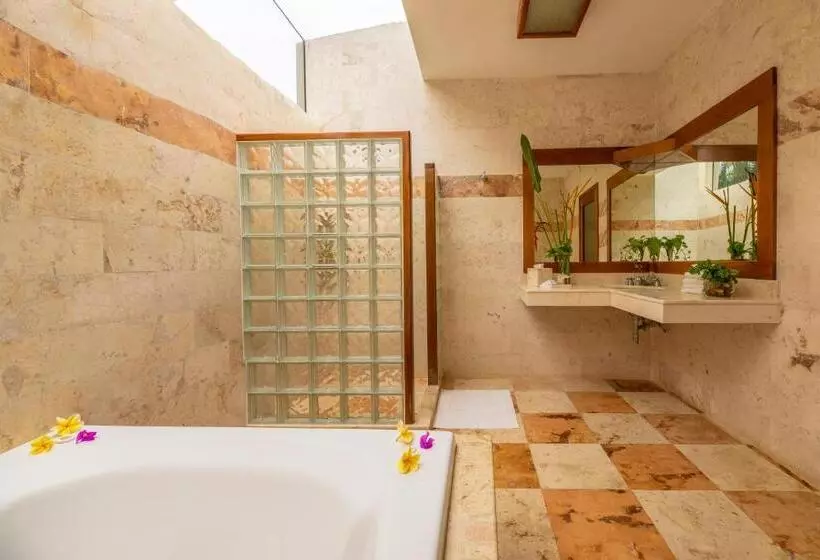 スイート, Hacienda Uxmal Plantation & Museum
