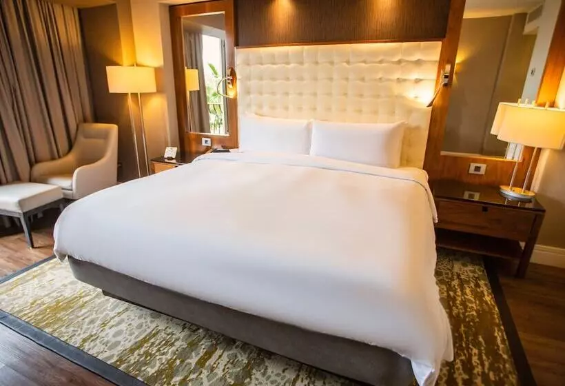 اتاق استاندارد با تخت بزرگ, Lucerna Tijuana