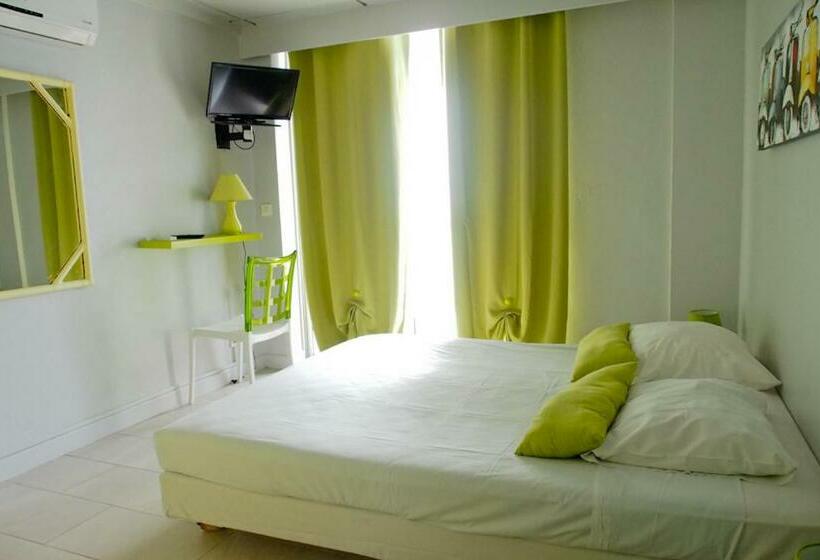 اتاق استاندارد با چشم‌انداز دریا, La Dunette Hotel Restaurant