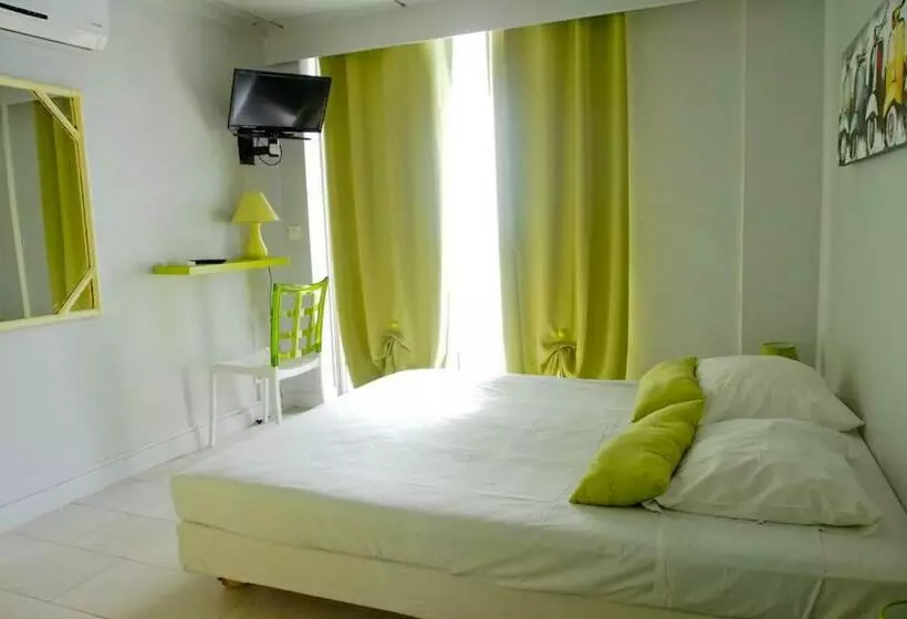 اتاق استاندارد با چشم‌انداز دریا, La Dunette Hotel Restaurant