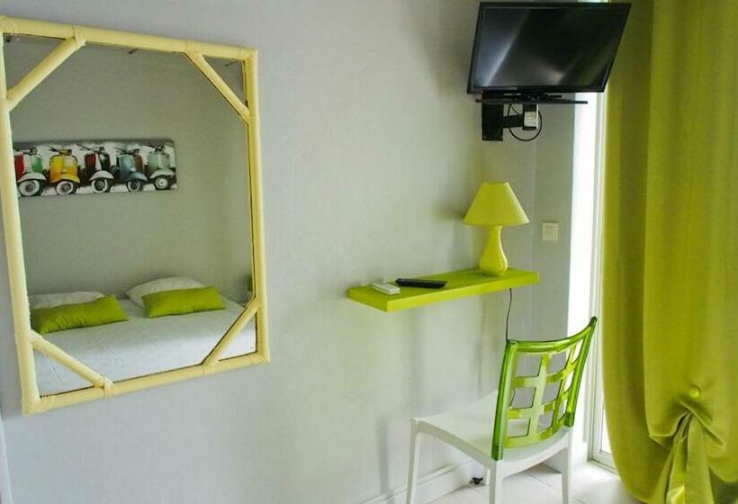 اتاق استاندارد با چشم‌انداز دریا, La Dunette Hotel Restaurant