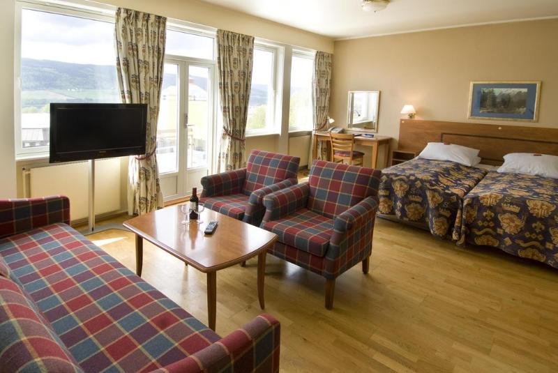 家庭间, Scandic Victoria