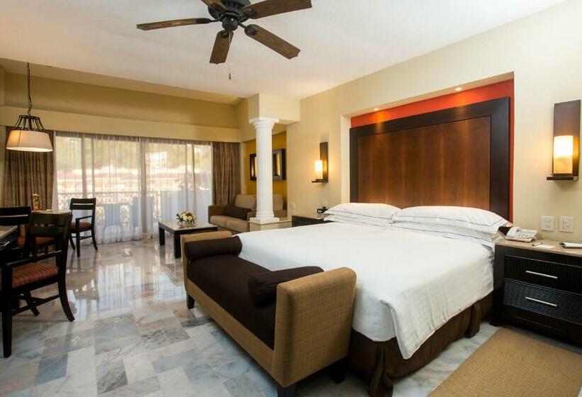Deluxe-sviitti, Barcelo Puerto Vallarta  All Inclusive