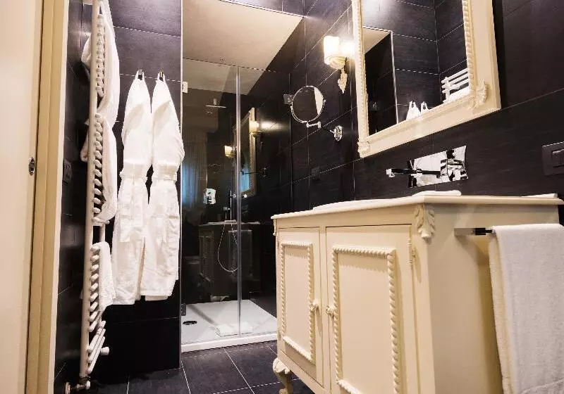 اتاق لوکس با تخت بزرگ, Villa Premiere Boutique Hotel & Romantic Getaway   Adults Only