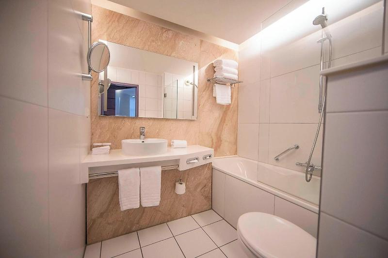 带观景的豪华间, Apollo Hotel Amsterdam, A Tribute Portfolio