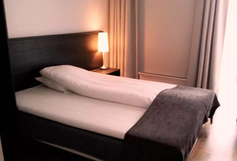 スタンダードシングルルーム, Bryne Hotell