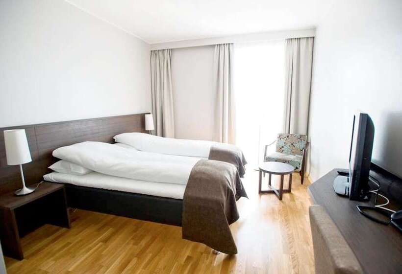 标准间, Bryne Hotell