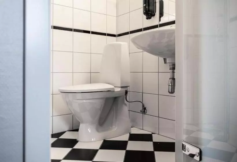 Standard Yhden Hengen Huone, City Living Sentrum
