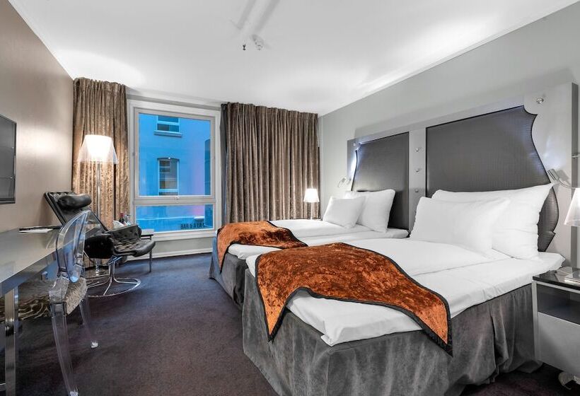 家庭间, Clarion Hotel Ernst