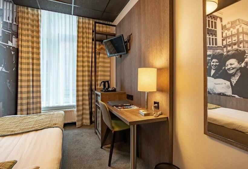 اتاق استاندارد یک نفره, Cornelisz