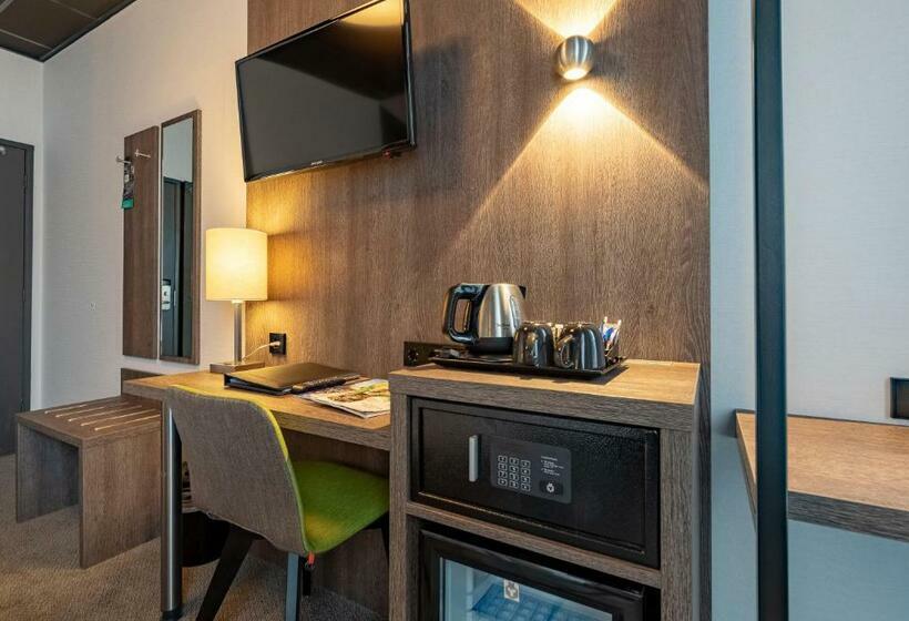 اتاق سوپریور, Cornelisz