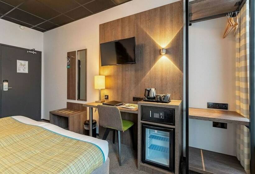 اتاق سوپریور, Cornelisz