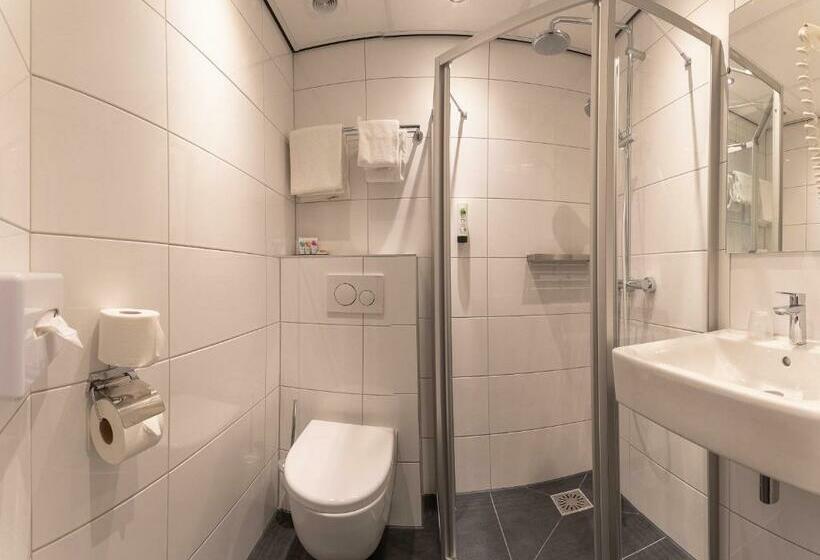 اتاق عادی, Cornelisz