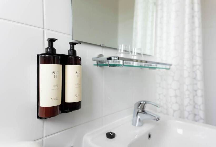 סוויטת ג'וניור, De Oringer Marke & Stee By Flow