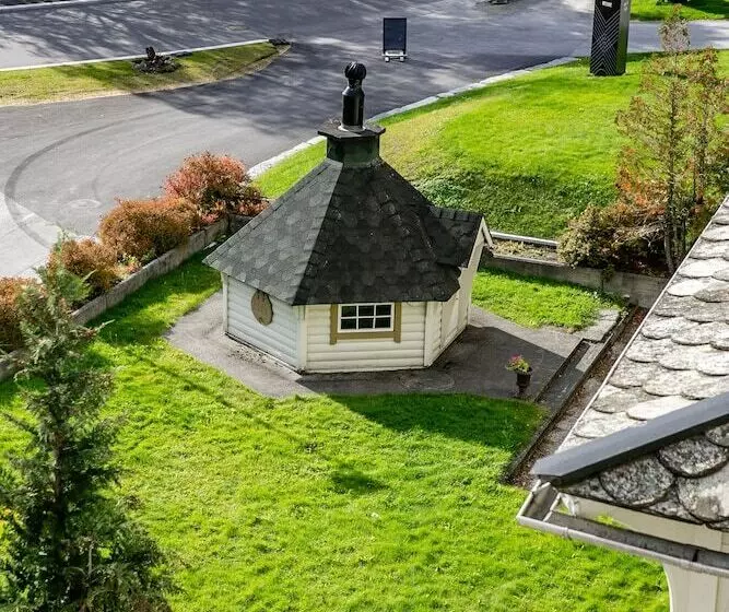 Standard Værelse Søudsigt, Fleischer S