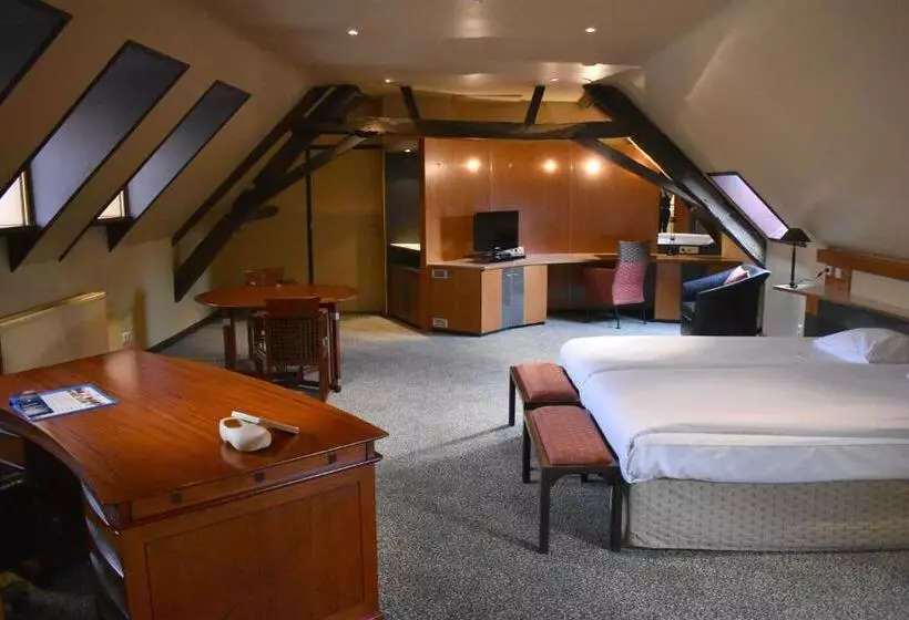 Deluxe Room, Fletcher Hotel Restaurant Kasteel Erenstein