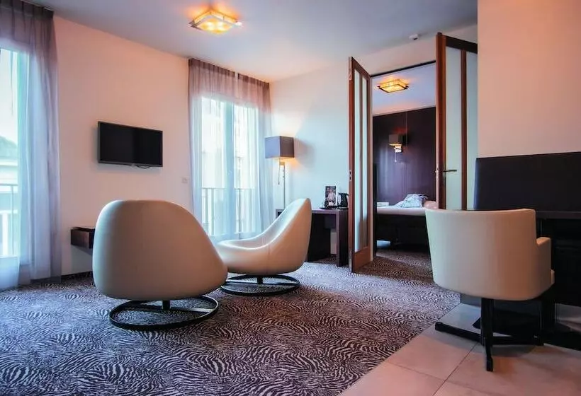 Huoneisto 1 Makuuhuone, Golden Tulip West Ende
