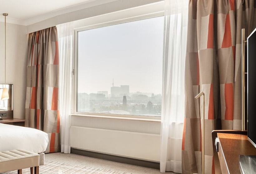 Номер Executive Кровать Кинг, Hilton Amsterdam