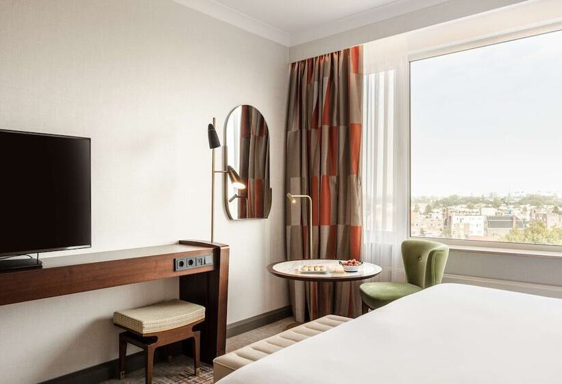 Номер Superior Кровать Кинг, Hilton Amsterdam