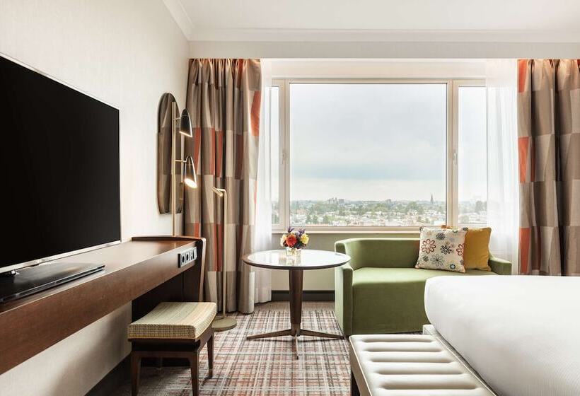 Номер Superior Кровать Кинг, Hilton Amsterdam