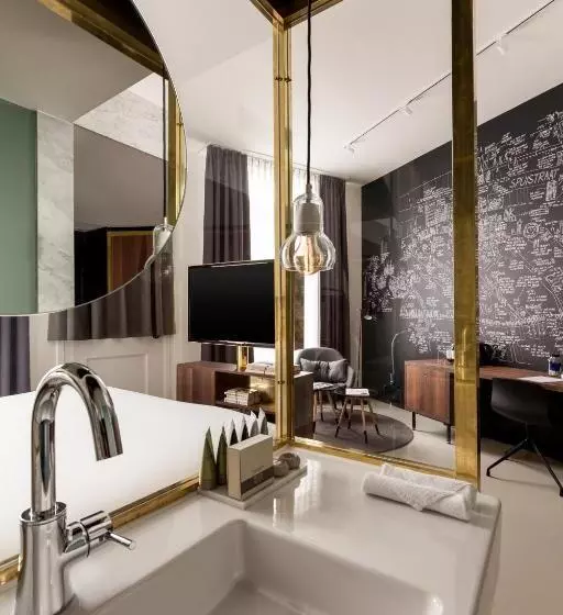 سوئیت جونیور با تخت بزرگ, Ink Hotel Amsterdam Mgallery Collection