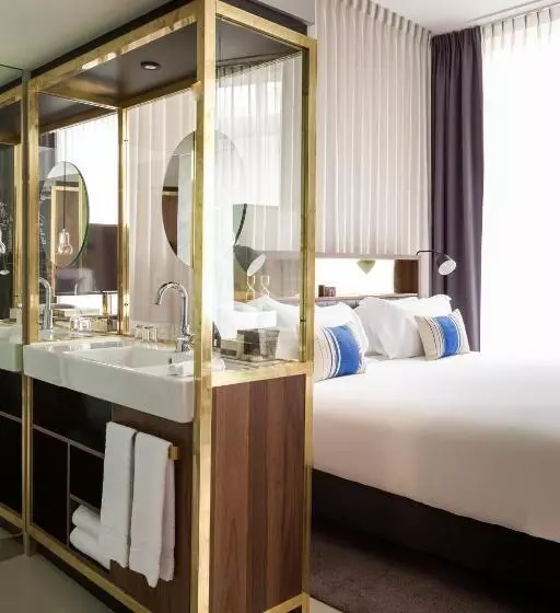 سوئیت جونیور با تخت بزرگ, Ink Hotel Amsterdam Mgallery Collection