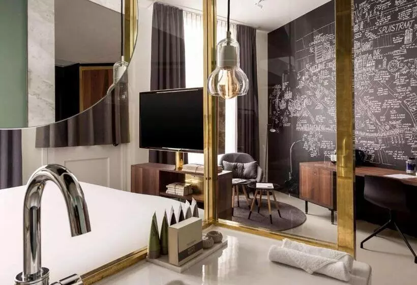 سوئیت جونیور با تخت بزرگ, Ink Hotel Amsterdam Mgallery Collection