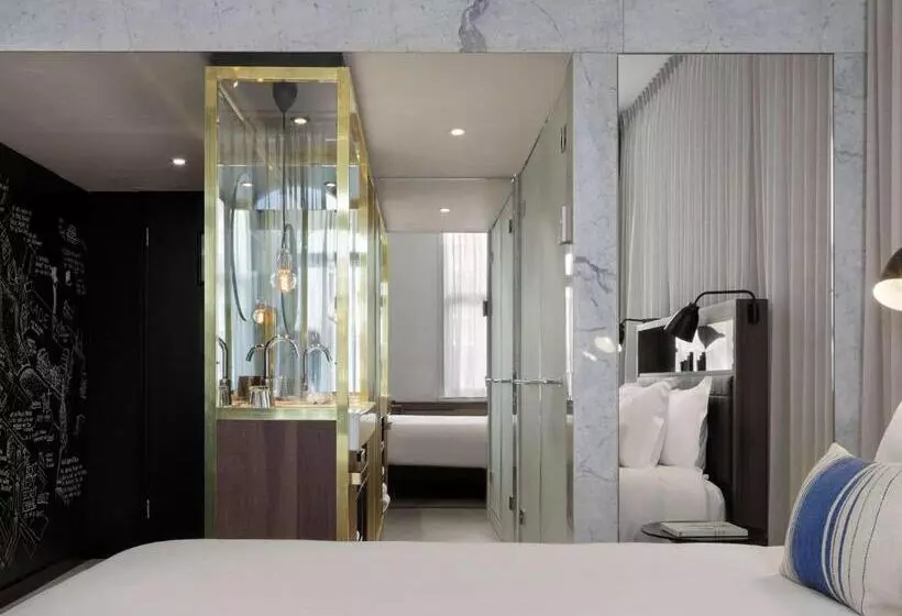 اتاق سوپریور با تخت بزرگ, Ink Hotel Amsterdam Mgallery Collection