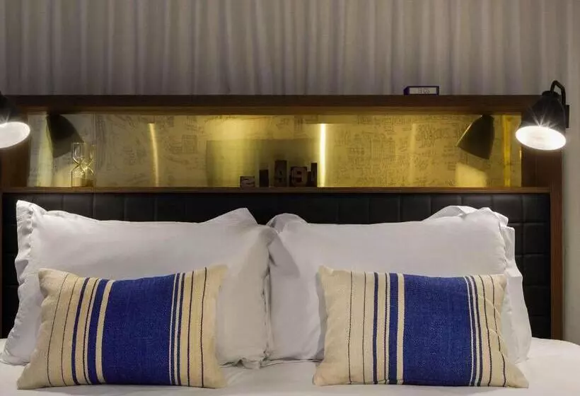 سوئیت جونیور با تخت بزرگ, Ink Hotel Amsterdam Mgallery Collection