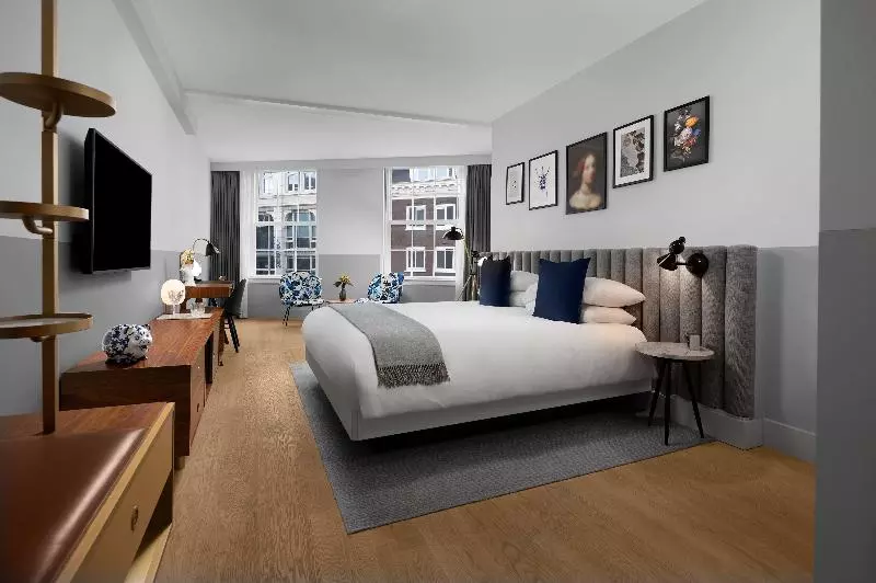 キングサイズベッドのエクゼクティブルーム, Kimpton De Witt Amsterdam, An Ihg