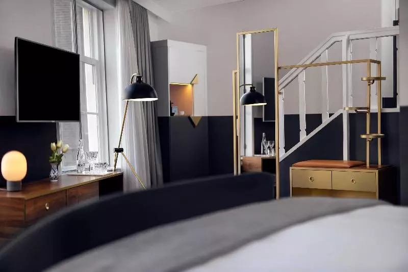 キングサイズベッドのエクゼクティブルーム, Kimpton De Witt Amsterdam, An Ihg