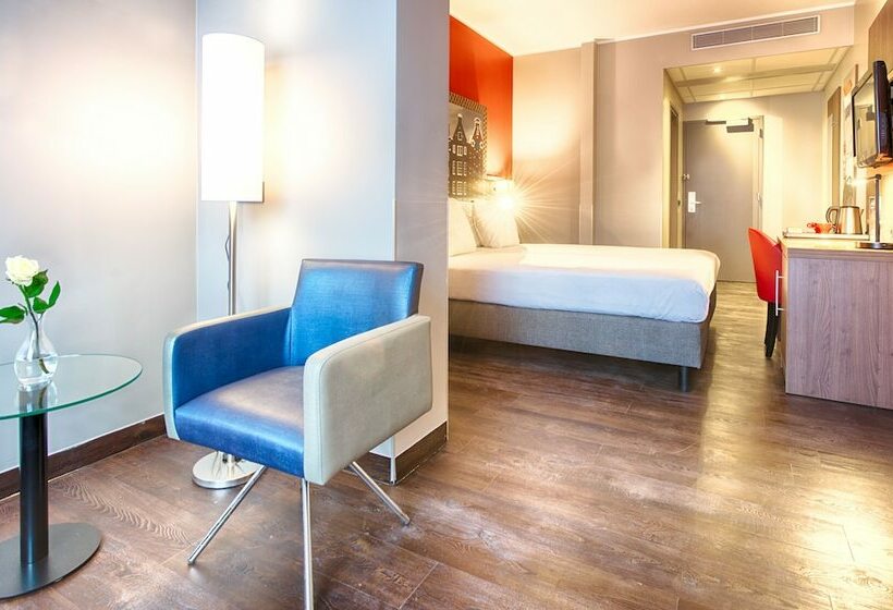 חדר סופריור לשלושה, Leonardo Hotel Amsterdam City Center