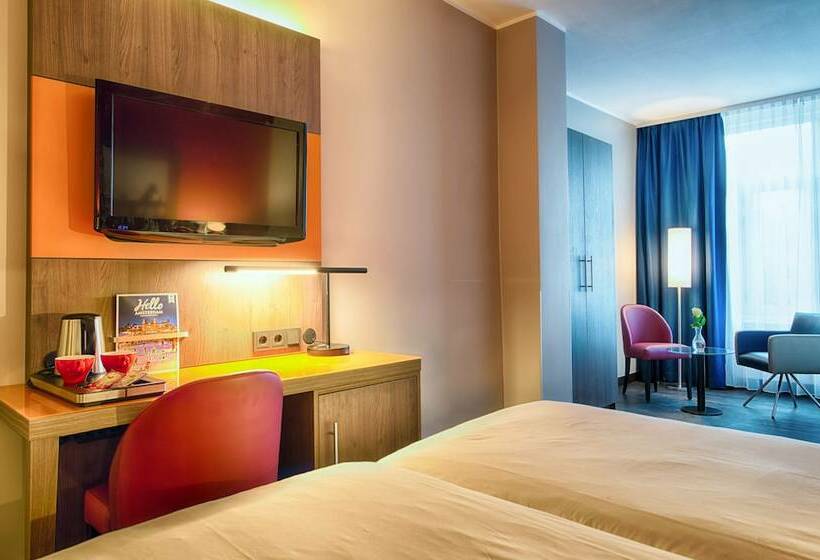 חדר סופריור לשלושה, Leonardo Hotel Amsterdam City Center