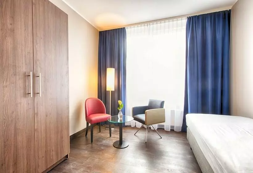 اتاق سوپریور سه تخته, Leonardo Hotel Amsterdam City Center