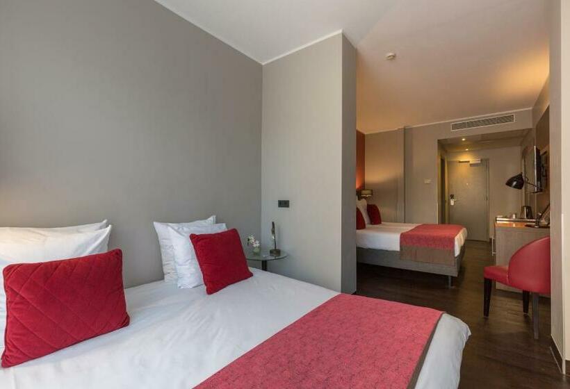 חדר סופריור לארבעה, Leonardo Hotel Amsterdam City Center