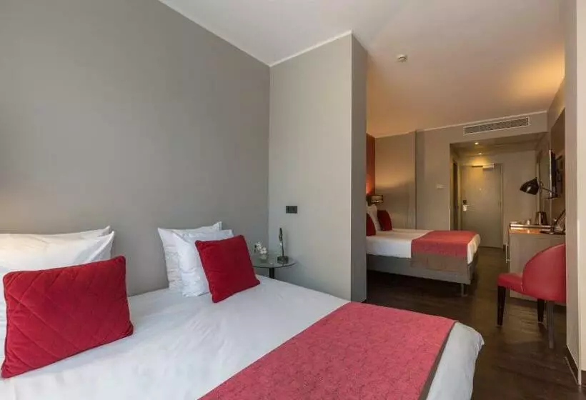 اتاق سوپریور چهار تخته, Leonardo Hotel Amsterdam City Center