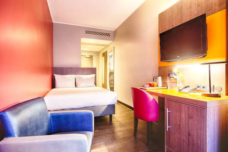 اتاق استاندارد یک نفره, Leonardo Hotel Amsterdam City Center