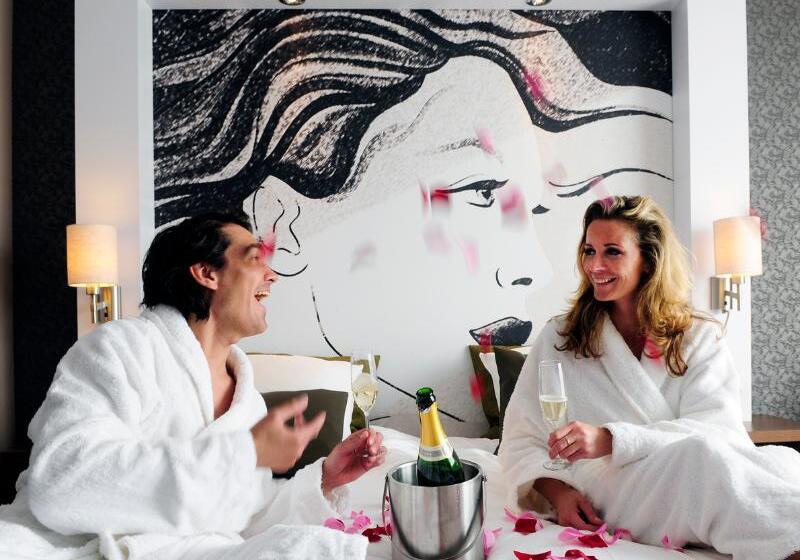 جناح, Leonardo Hotel Papendrecht