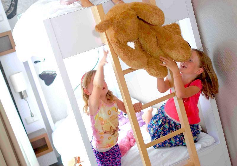 جناح, Leonardo Hotel Papendrecht