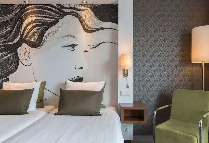 コンフォートルーム, Leonardo Hotel Papendrecht