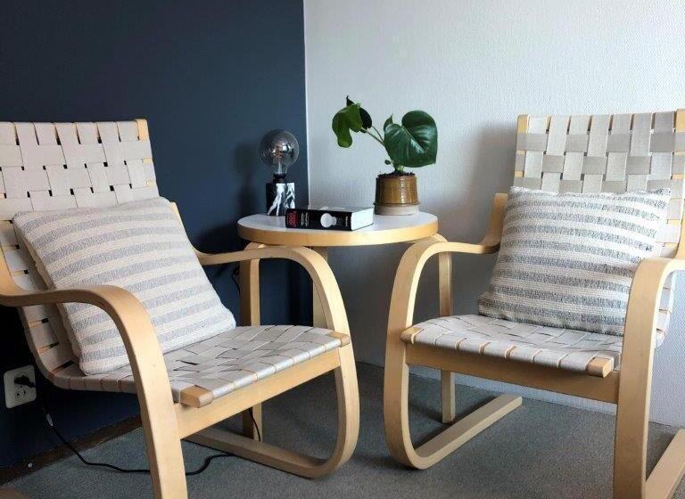 Номер Economy, Lindstrøm