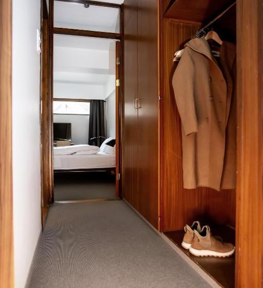 Номер Стандарт Трехместный, Lindstrøm