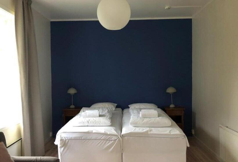 Номер Стандарт, Lindstrøm