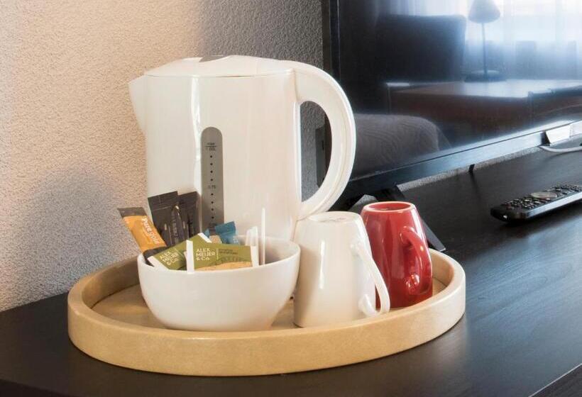 スタンダードトリプルルーム, Mayflower