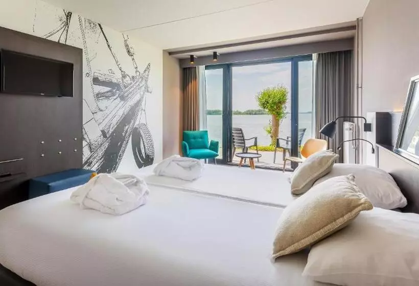 Comfort room with terrace, Postillion Amersfoort Veluwemeer