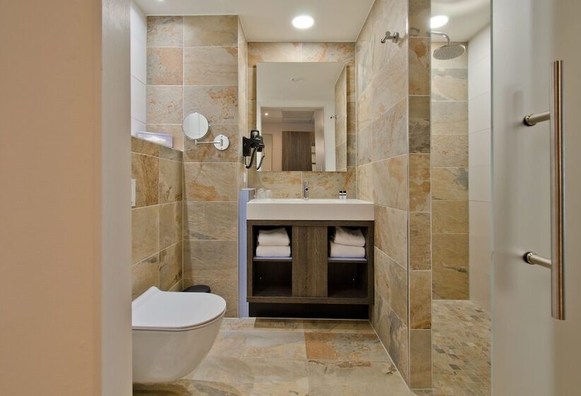 اتاق خانوادگی, Roermond